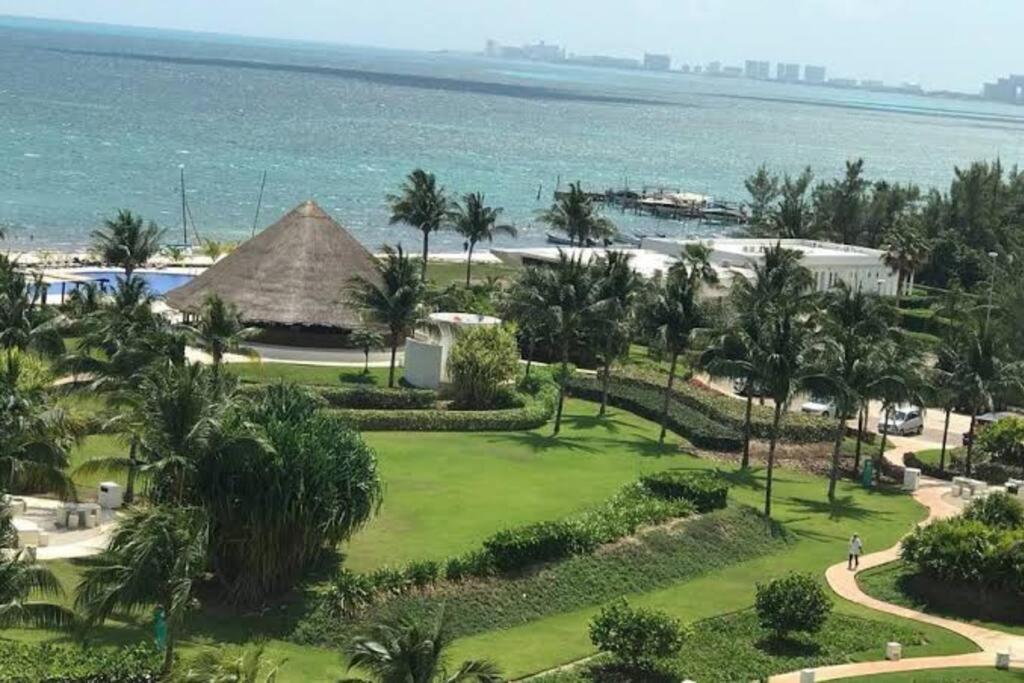 Hermoso Condo De 2 Habitaciones Frente Al Caribe Cancún Eksteriør bilde